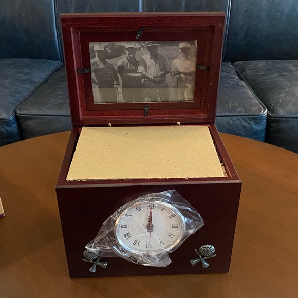 Vintage Wooden Photo Keepsake Box with Clock, Golf Themed (unused/unopened) - Picture 6 of 13